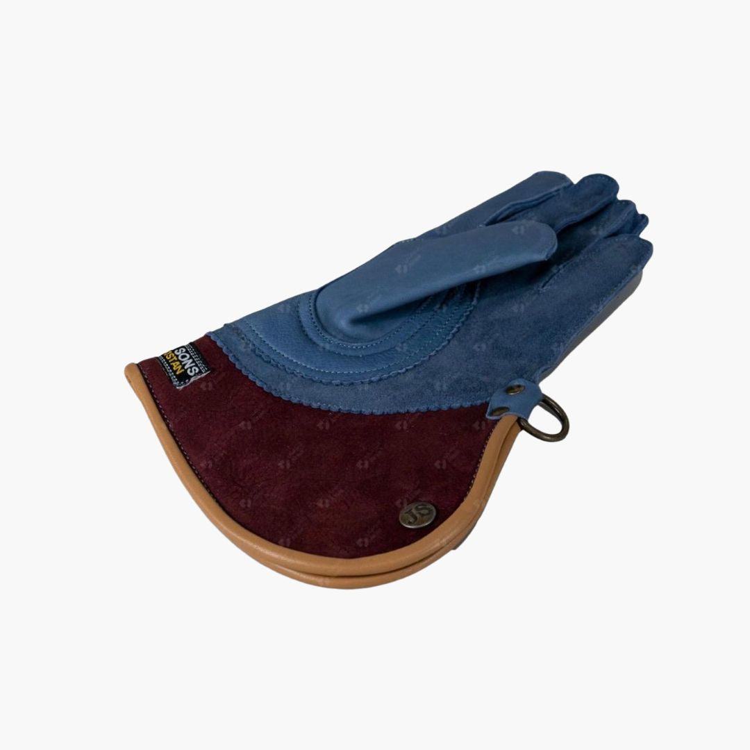 دس نص مخمل ونص جلد